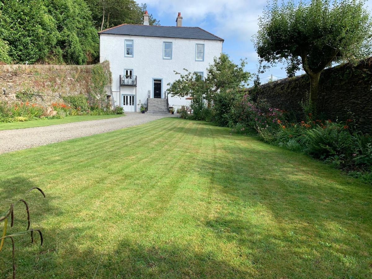 Riverbank House Bed And Breakfast Innishannon Exterior photo